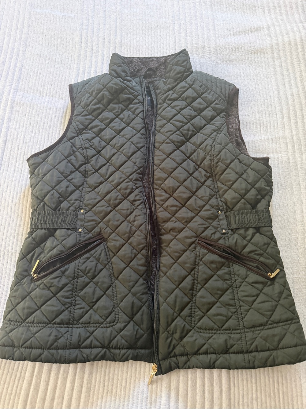 Weatherproof Quilted Sleeveless Vest in Dark Green